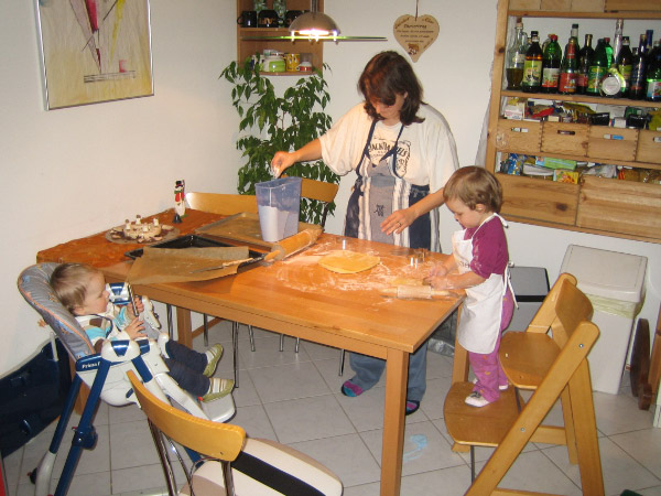 20061225__ZuHause__BackenMitMamaUndPappa_008