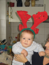 20061222__ZuHause__SarahUndHenrikMachenBlödsinnMitElchgeweih_012