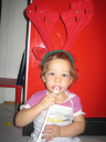 20061222__ZuHause__SarahUndHenrikMachenBlödsinnMitElchgeweih_016